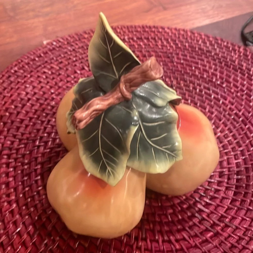 Vintage fits and Floyd pear trinket jar. In new condition. - Picture 1 of 3
